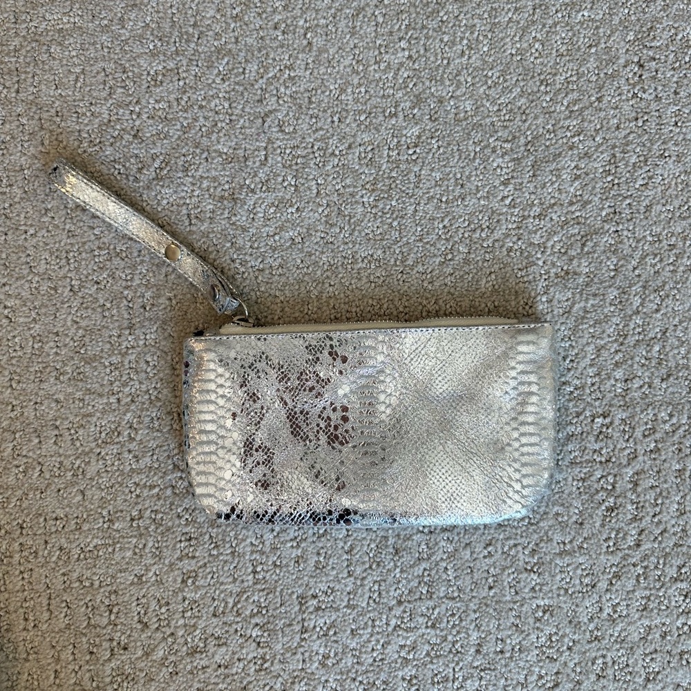 Cofi leathers silver/metallic wristlet in perfect condition - never used
